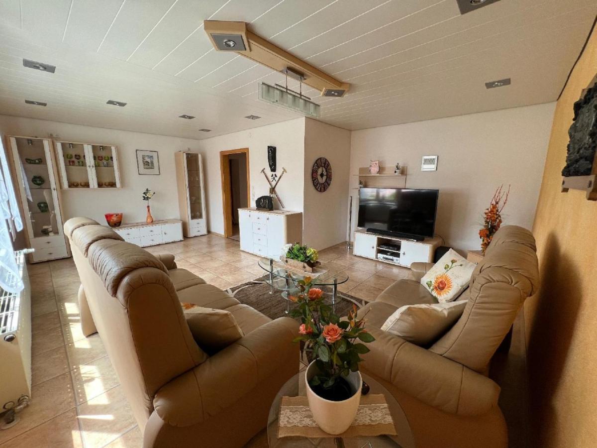 Ferienwohnung "Auszeit" Mit Garten 상트오스왈드 외부 사진
